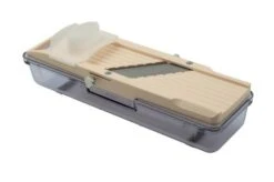 Benriner Mandoline Catch 120332 Mandolin, 6.4 Cm -Kitchen Knife Shop BEN120332 03 benriner