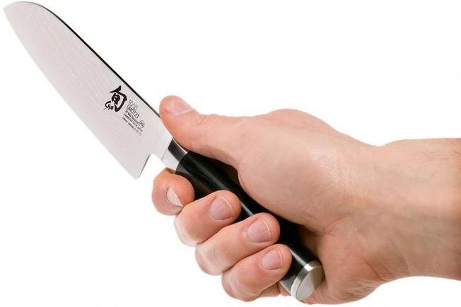 Kai Shun - Small Santoku 13.75 Cm 7 Kai Shun - Small Santoku 13.75 Cm - Image 7