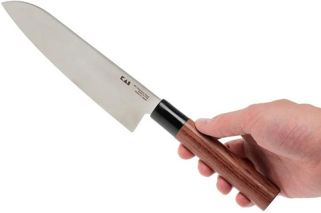 Kai Seki Magoroku Redwood Santoku 0170S 7 Kai Seki Magoroku Redwood Santoku 0170S - Image 7