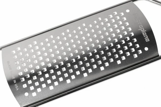 Microplane Professional Coarse Grater 2 Microplane Professional Coarse Grater - Image 2