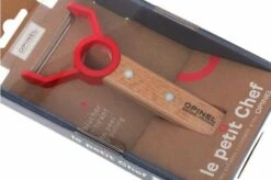 Opinel Peeler 'Le Petit Chef' -Kitchen Knife Shop OPT001745 04 opinel dunschiller le petit chef opt001745 d4