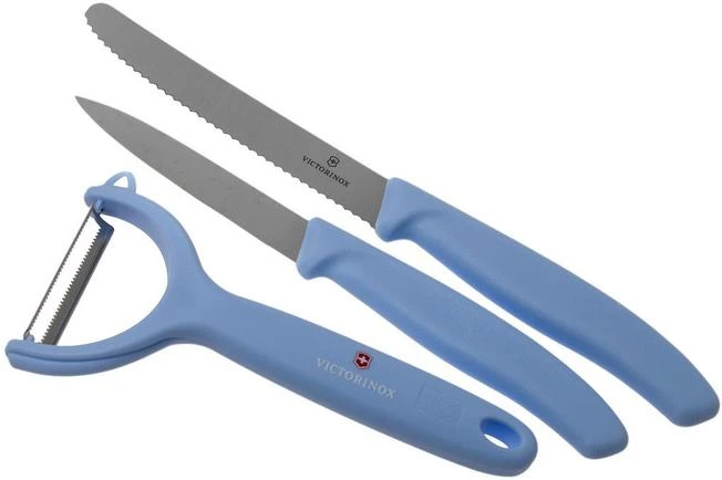 Victorinox SwissClassic 6.7116.33L22 3-piece Vegetable Knife Set, Blue 1 Victorinox SwissClassic 6.7116.33L22 3-piece Vegetable Knife Set, Blue