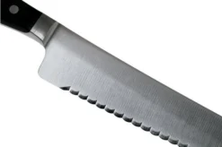 Wüsthof Classic Super Slicer 26 Cm, 1040133126 -Kitchen Knife Shop WU1040133126 04 wusthof classic v202009
