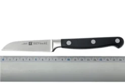 Zwilling J.A. Henckels Professional "S" Paring Knife 9 Cm (3") -Kitchen Knife Shop ZW31020 090 04 zwilling professional s 31020 090 groentemes d4