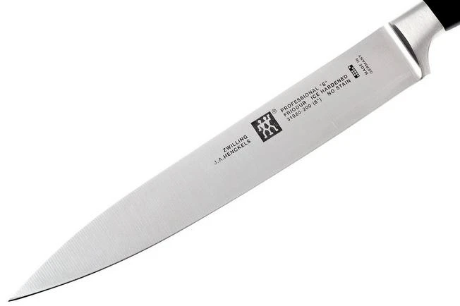 Zwilling J.A. Henckels Professional "S" Carving Knife 20 Cm (8") 2 Zwilling J.A. Henckels Professional "S" Carving Knife 20 Cm (8") - Image 2